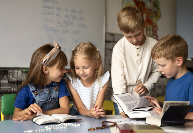 Co dělat, když se třída rozpadá: Signály, na které by škola neměla čekat